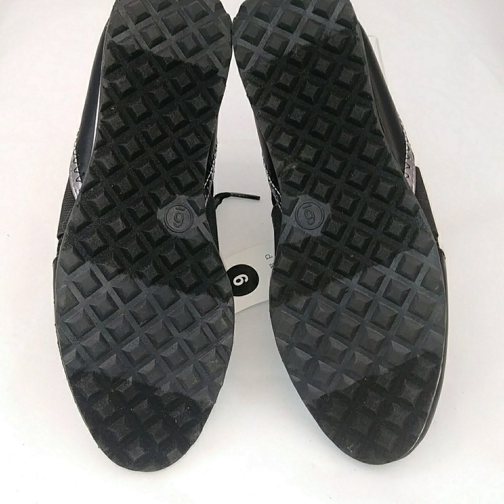 NWT Womens' Deena Lace Up Sneakers Black - Picture 5 of 5